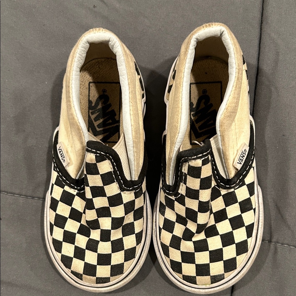 Vans Kids Checkered Slip-On Sneakers - Black and Cream - Picture 3 of 5